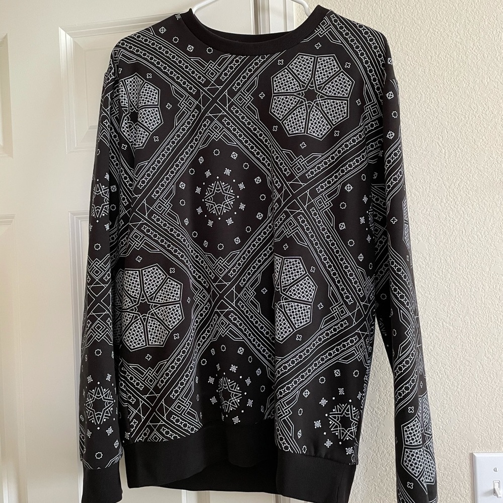 Divided by H&M Vintage Hip Hop Sweater - Medium